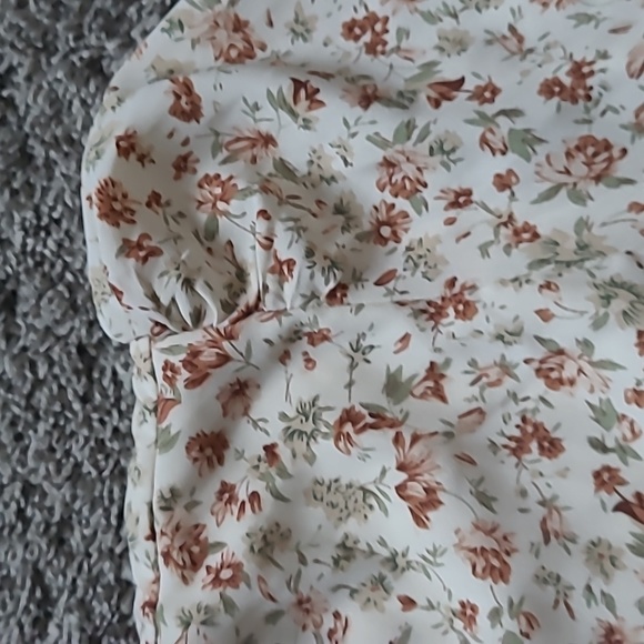 Magnolia Dress - Picture 3 of 3